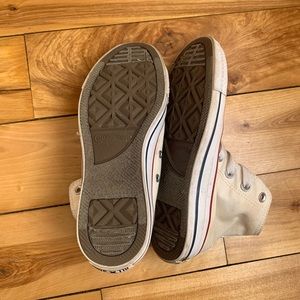 White high top converse sneakers
